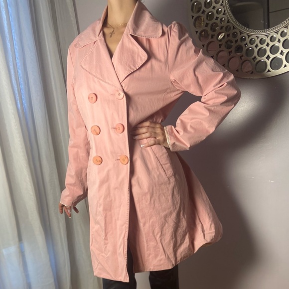 Pink Light Coat - Picture 3 of 8